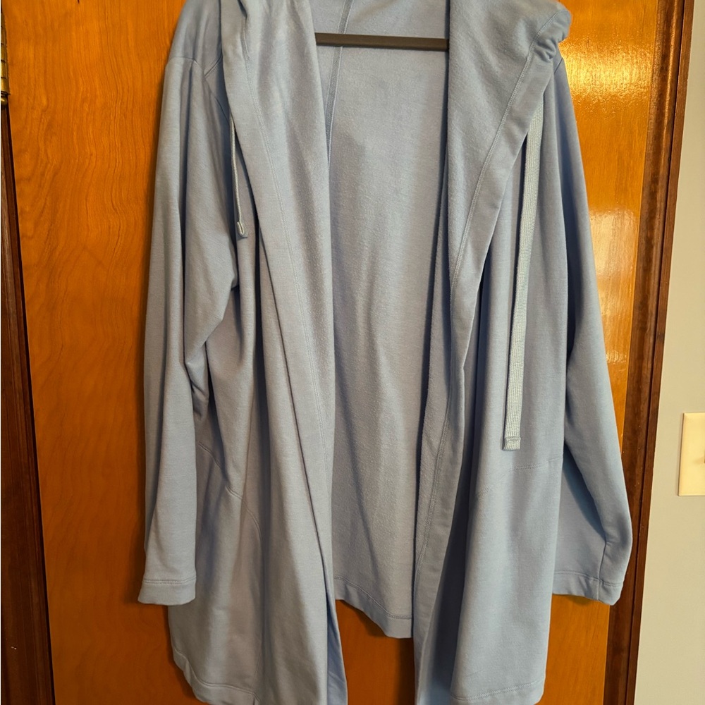 Eddie Bauer Women's Sky Blue Hooded Cape